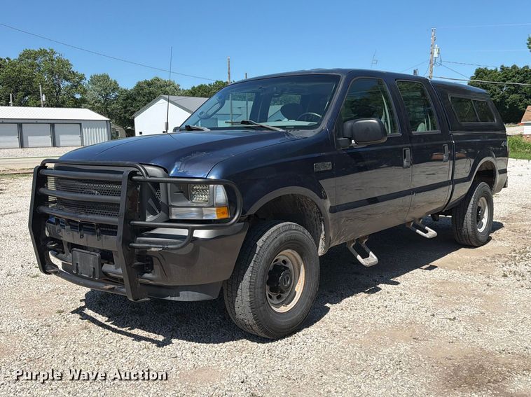 2003 Ford F350 Super Duty Crew Cab pickup truck