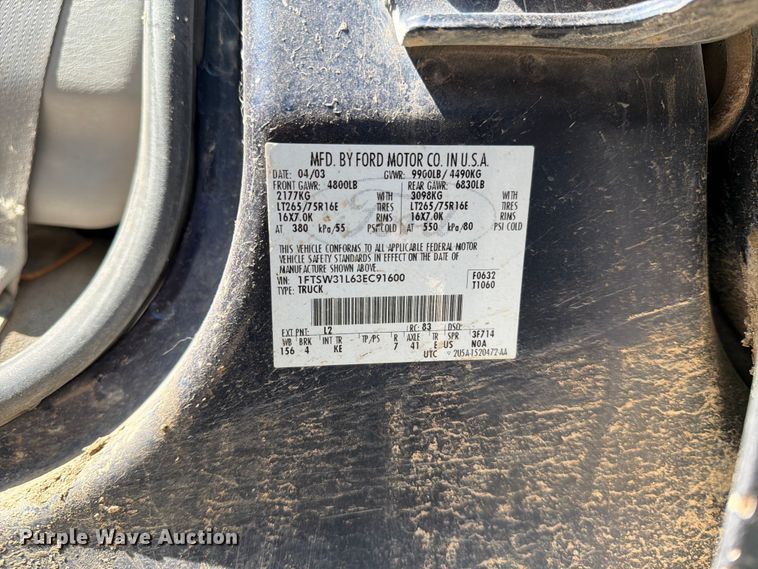 image for item NA9507 2003 Ford F350 Super Duty Crew Cab pickup truck