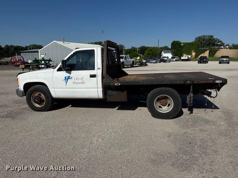 image for item NA9528 1991 Chevrolet C3500 dump flatbed pickup truck