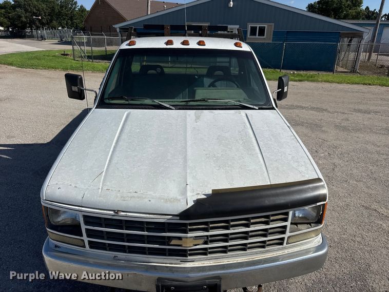 image for item NA9528 1991 Chevrolet C3500 dump flatbed pickup truck