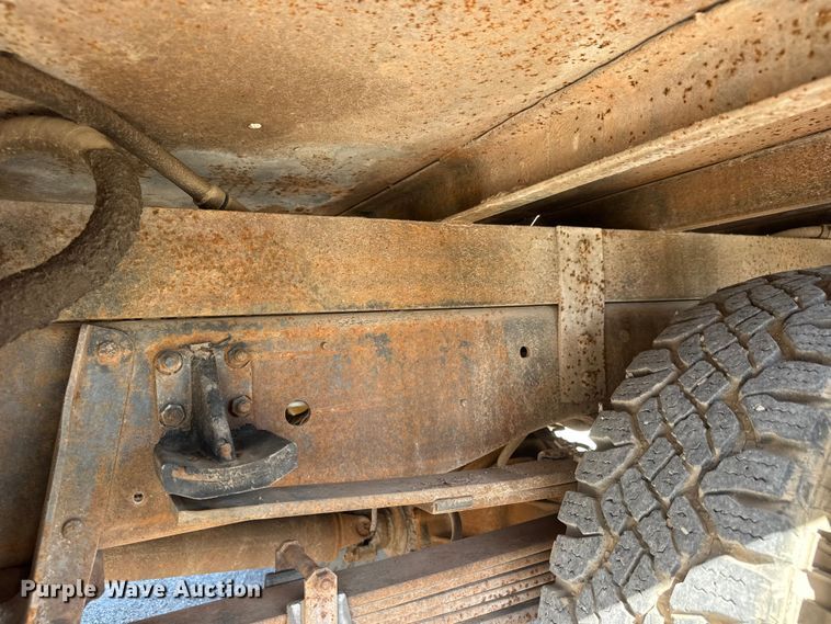 image for item NA9528 1991 Chevrolet C3500 dump flatbed pickup truck