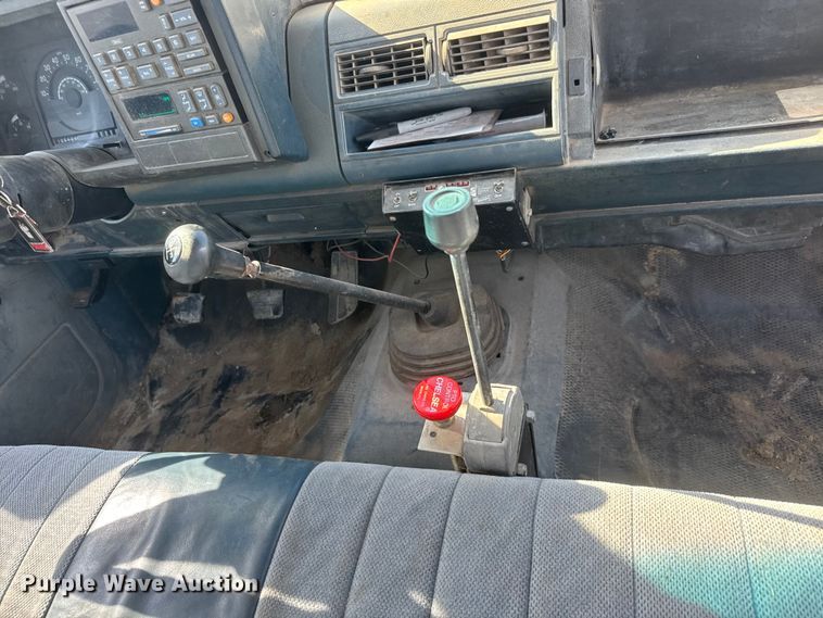 image for item NA9528 1991 Chevrolet C3500 dump flatbed pickup truck