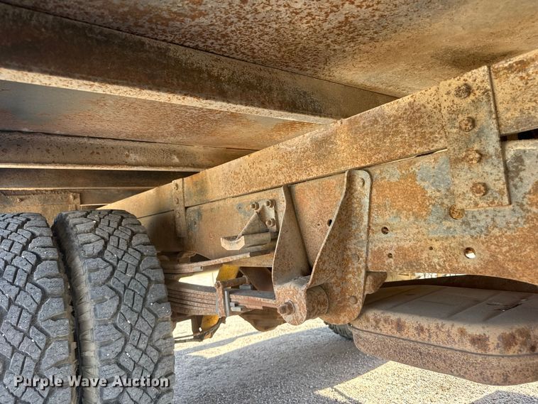 image for item NA9528 1991 Chevrolet C3500 dump flatbed pickup truck