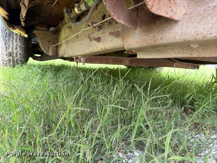 image for item NA9529 2005 Chevrolet Silverado 3500 dump bed pickup truck
