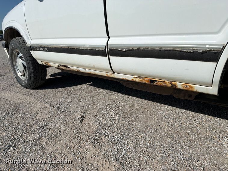 image for item NA9531 1997 Chevrolet Blazer SUV