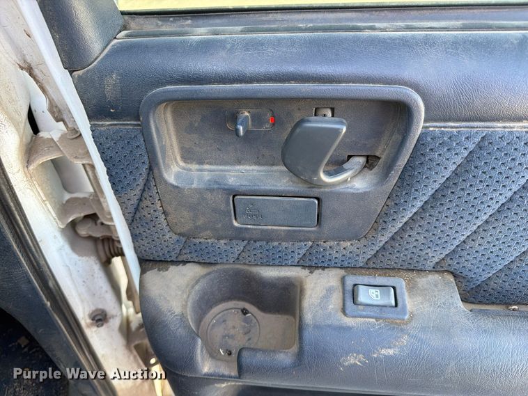 image for item NA9531 1997 Chevrolet Blazer SUV