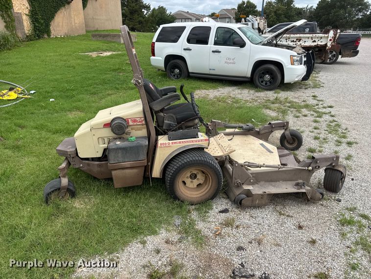 image for item NA9532 Grass Hopper 900D 1.3 ZTR lawn mower