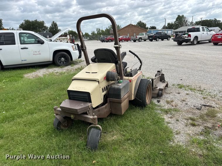 image for item NA9532 Grass Hopper 900D 1.3 ZTR lawn mower