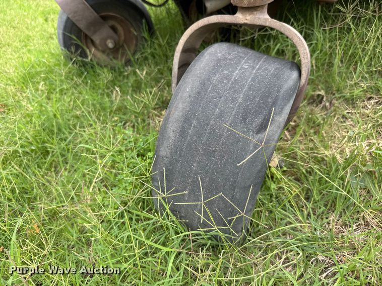 image for item NA9532 Grass Hopper 900D 1.3 ZTR lawn mower