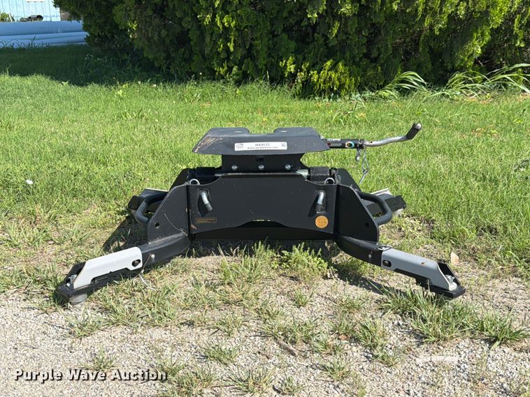 image for item NA9533 RAM Mopar 20 fifth wheel hitch