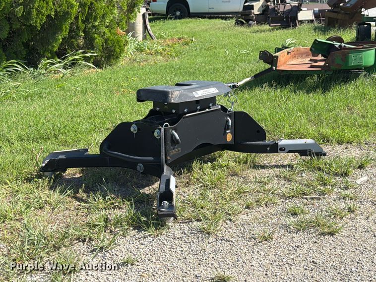 image for item NA9533 RAM Mopar 20 fifth wheel hitch