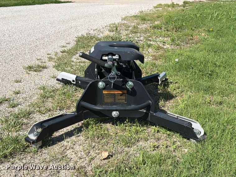 image for item NA9533 RAM Mopar 20 fifth wheel hitch