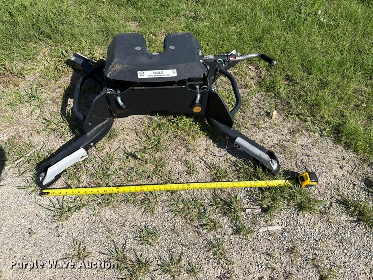 image for item NA9533 RAM Mopar 20 fifth wheel hitch