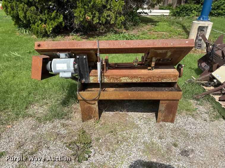 image for item NA9535 Ramco RS-90 band saw