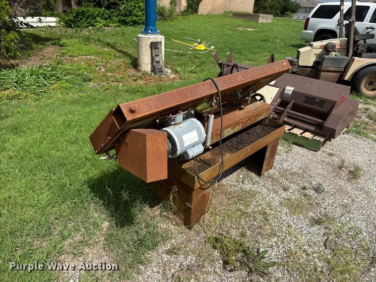 image for item NA9535 Ramco RS-90 band saw
