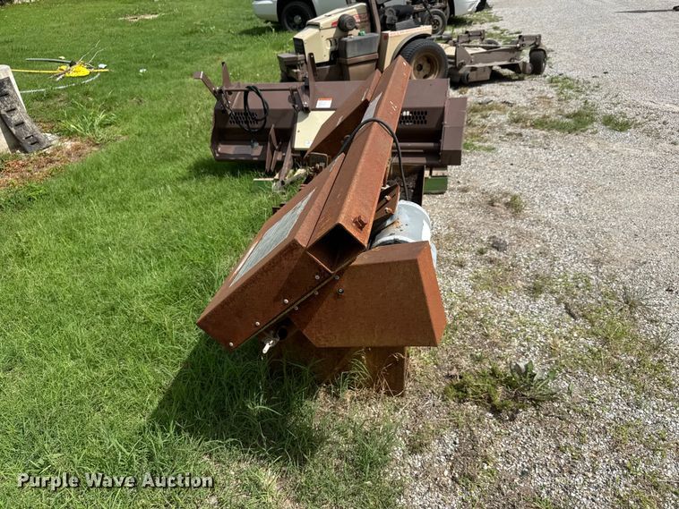 image for item NA9535 Ramco RS-90 band saw