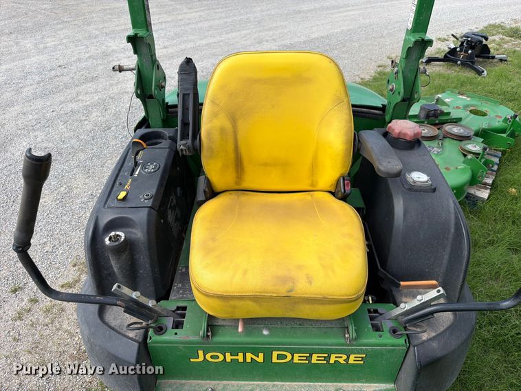 image for item NA9536 John Deere 997 ZTR lawn mower