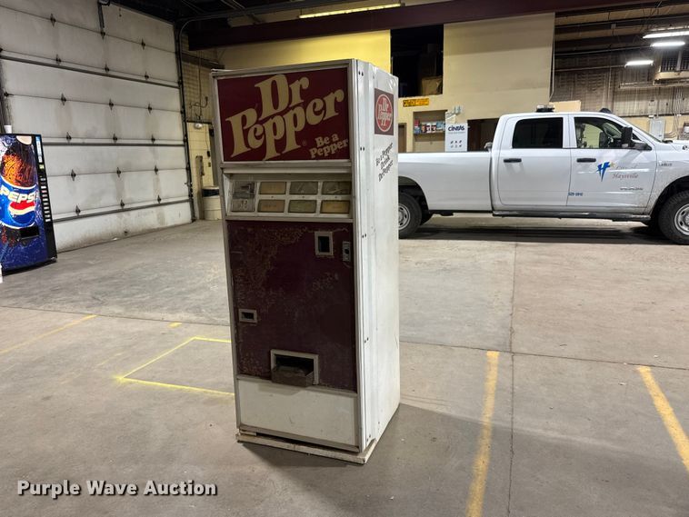 image for item NA9539 Dixie-Narco DN 276 162/6 vending machine