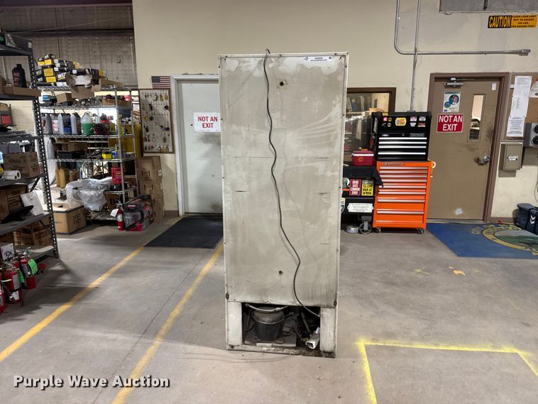 image for item NA9539 Dixie-Narco DN 276 162/6 vending machine