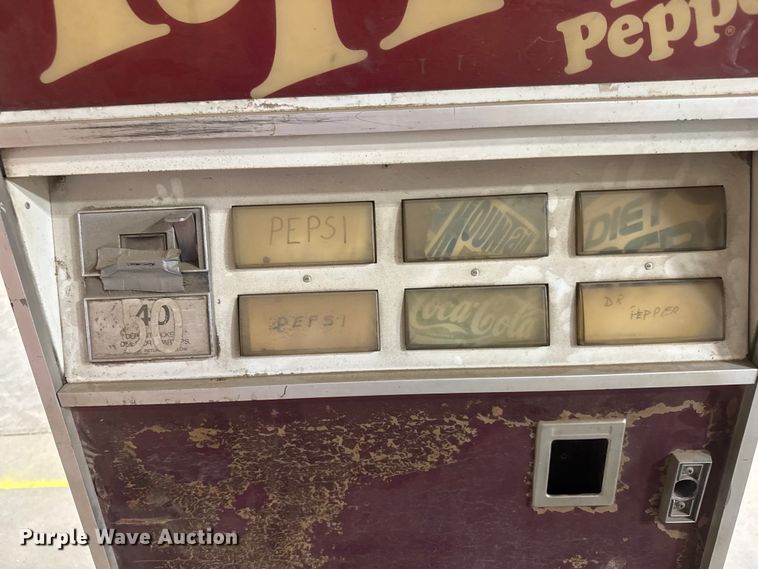 image for item NA9539 Dixie-Narco DN 276 162/6 vending machine