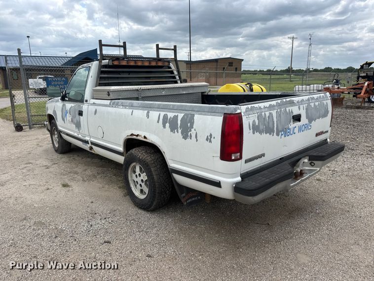 image for item NA9541 1993 GMC C1500 pickup truck