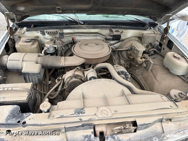 image for item NA9541 1993 GMC C1500 pickup truck