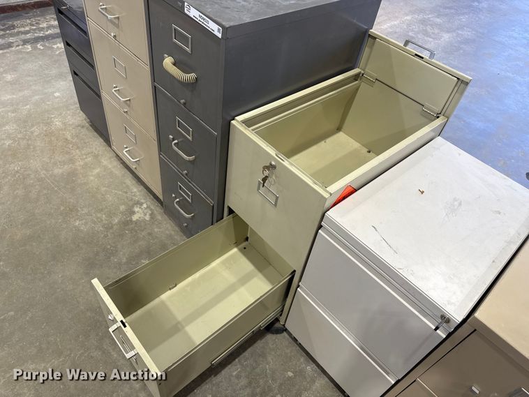 image for item ND9533 (6) filing cabinets