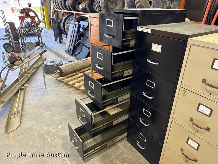 image for item ND9534 (5) file cabinets
