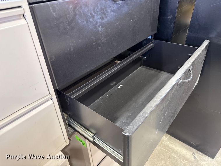 image for item ND9535 (6) file cabinets