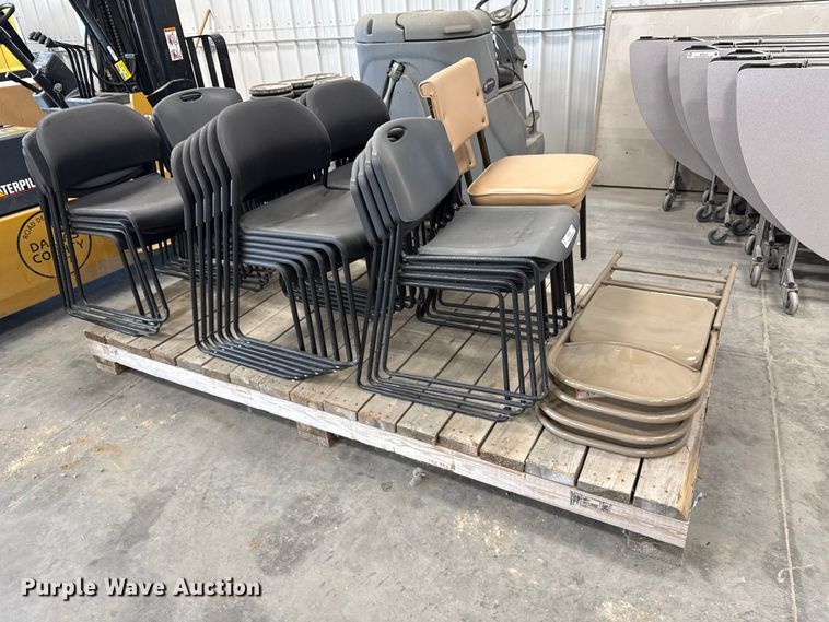 (29) chairs