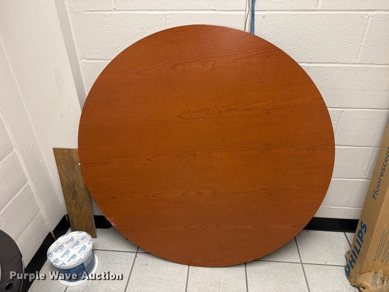 image for item NK9110 Office furniture