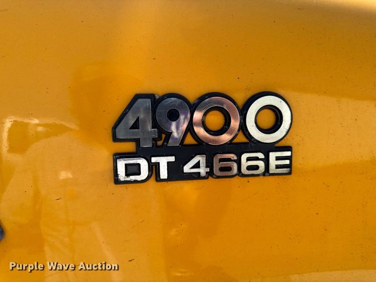 image for item OE9607 1998 International 4900 dump truck