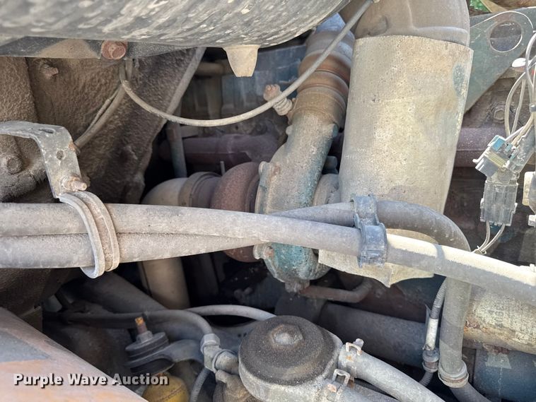 image for item OE9607 1998 International 4900 dump truck