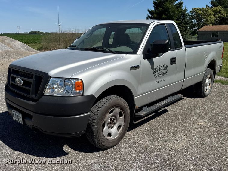 2007 Ford F150 XL pickup truck