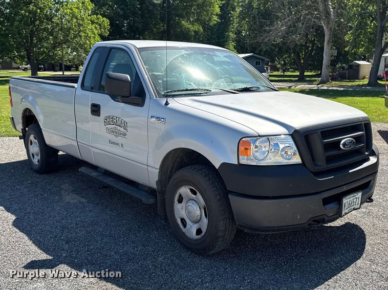 image for item OE9608 2007 Ford F150 XL pickup truck