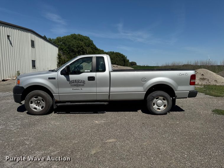 image for item OE9608 2007 Ford F150 XL pickup truck