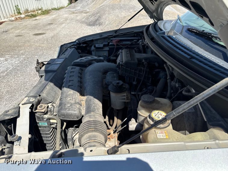 image for item OE9608 2007 Ford F150 XL pickup truck