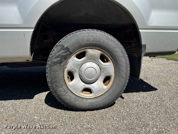 image for item OE9608 2007 Ford F150 XL pickup truck