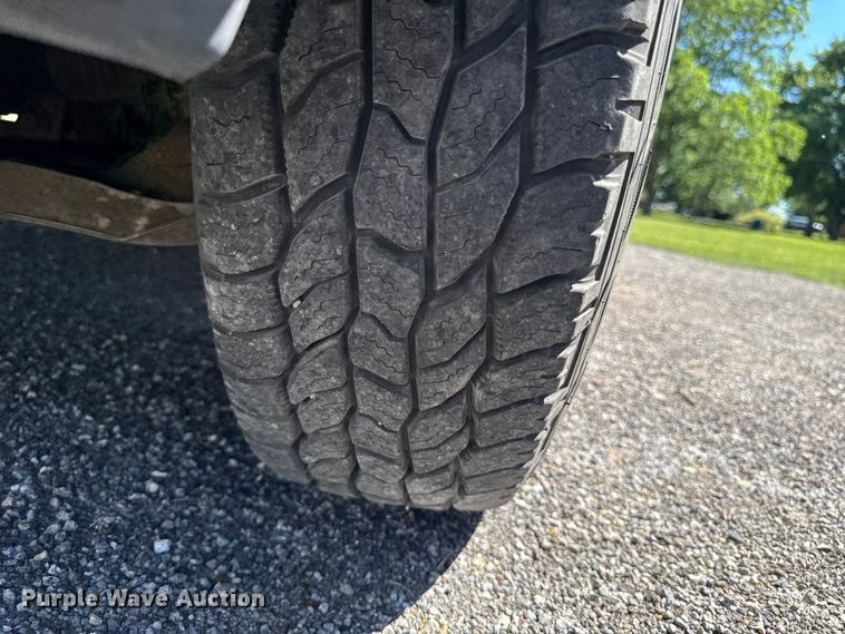 image for item OE9608 2007 Ford F150 XL pickup truck