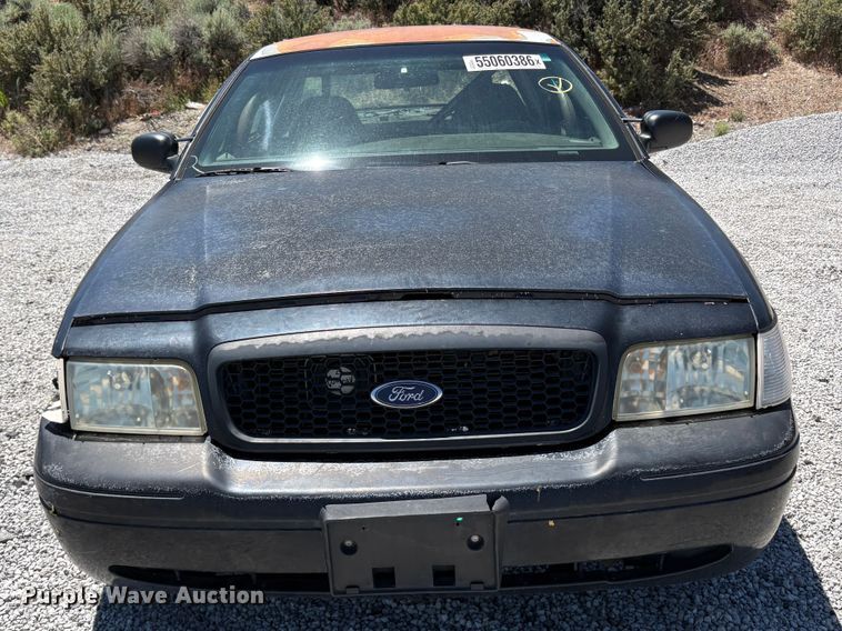 image for item YA3670 2001 Ford Crown Victoria Police Interceptor 