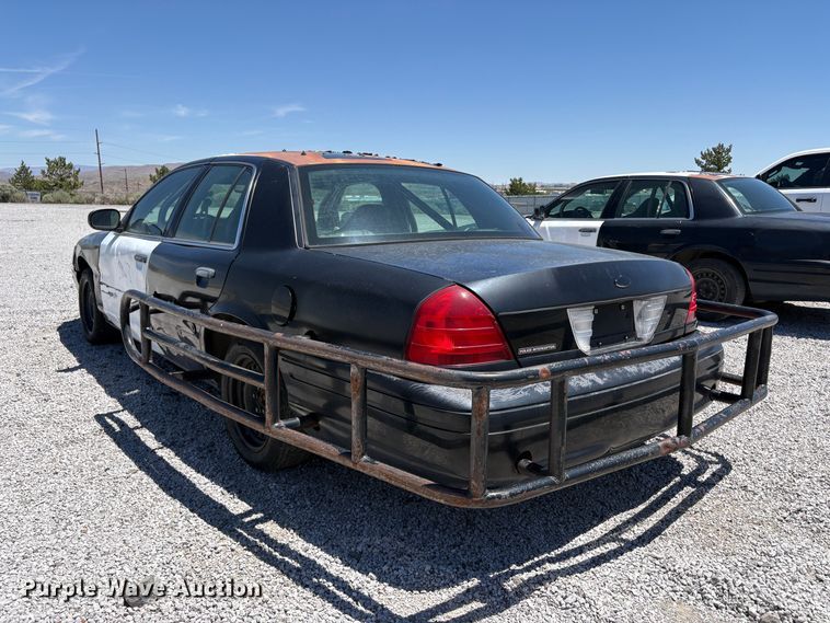 image for item YA3670 2001 Ford Crown Victoria Police Interceptor 