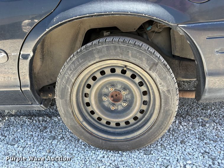 image for item YA3671 2001 Ford Crown Victoria Police Interceptor 