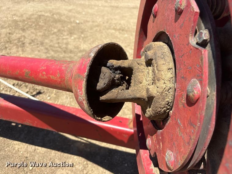 image for item DO5253 International Harvester 47 small square baler