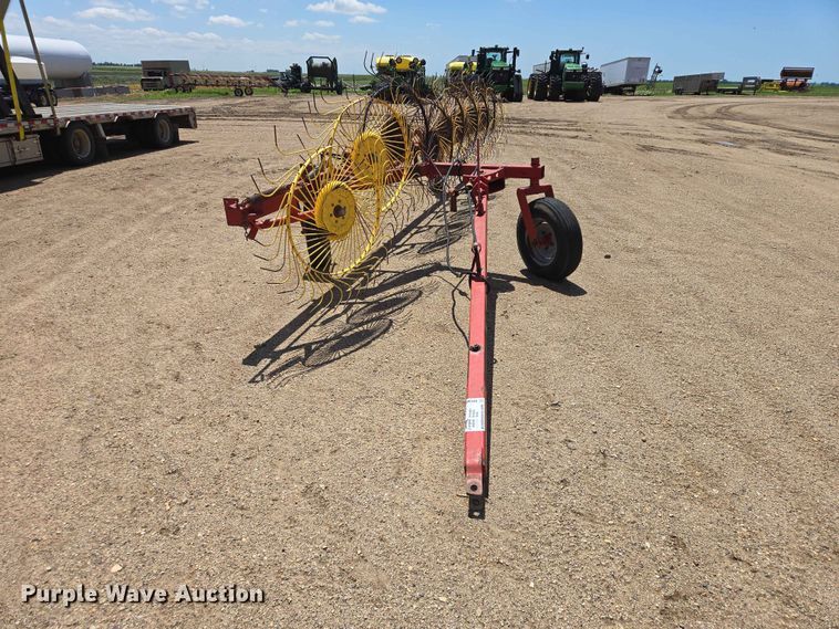 image for item DP8968 Hay rake