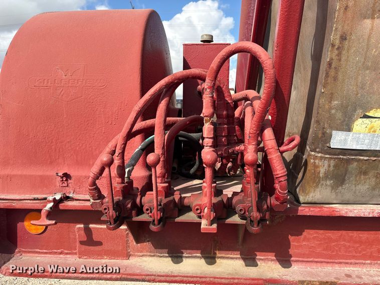 image for item EA7257 1988 Killebrew fertilizer delivery trailer