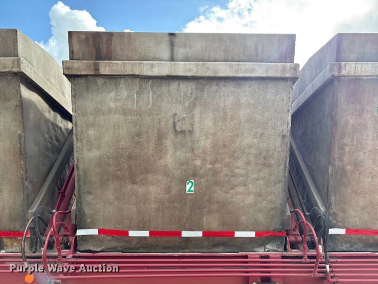 image for item EA7257 1988 Killebrew fertilizer delivery trailer