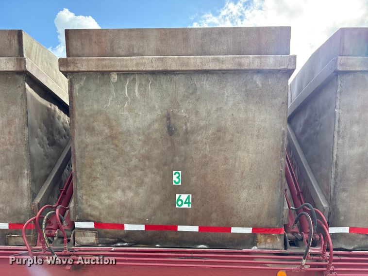 image for item EA7257 1988 Killebrew fertilizer delivery trailer
