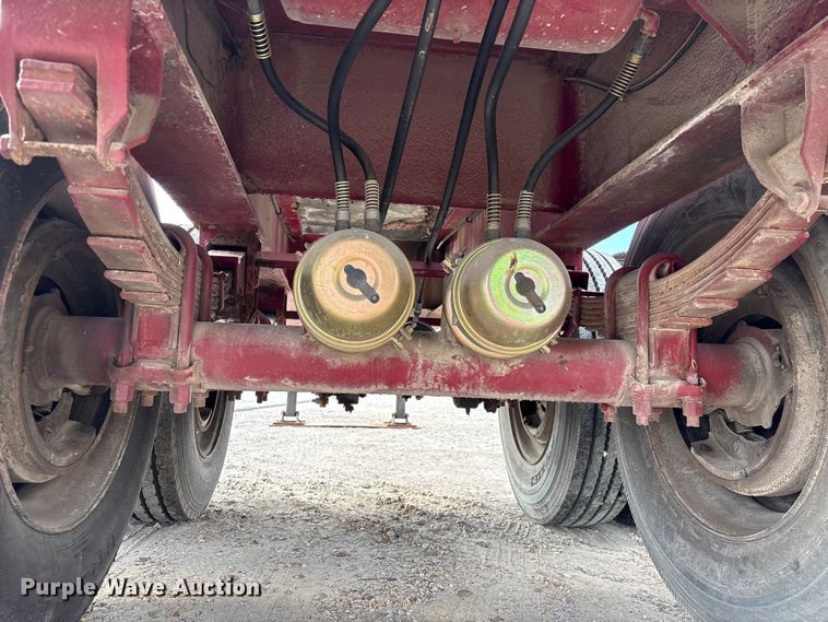 image for item EA7257 1988 Killebrew fertilizer delivery trailer
