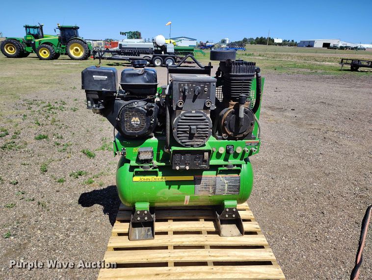 image for item ED0142 John Deere AC2-CW5170M welder/generator