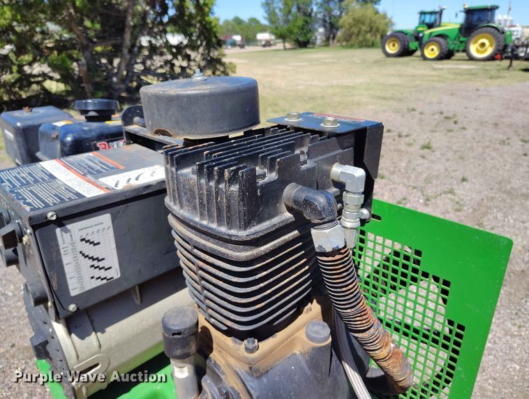image for item ED0142 John Deere AC2-CW5170M welder/generator